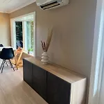 Sentral Enebolig Pa Lura Med Jacuzzi! Сasa de vacaciones Stavanger