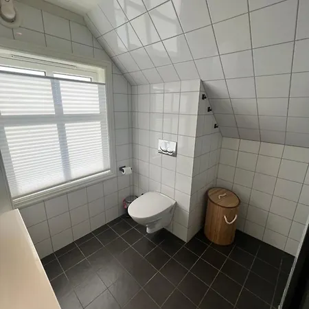 Sentral Enebolig Pa Lura Med Jacuzzi! Casa vacanze *