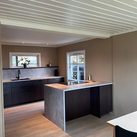 Sentral Enebolig Pa Lura Med Jacuzzi! * Stavanger